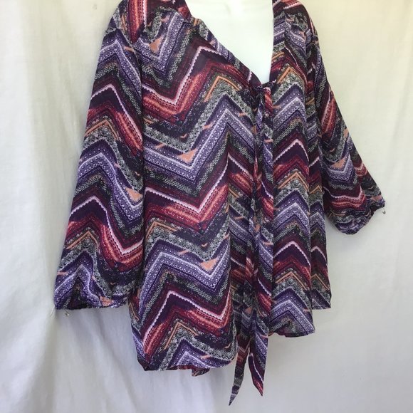 Women's Purple Zig Zag 3/4 Sleeve Tie V Neck Tunic - Picture 3 of 7